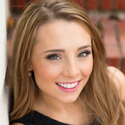headshot 2