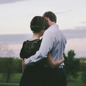 hug 1