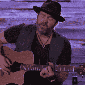 Lee Brice's "Boy" performance