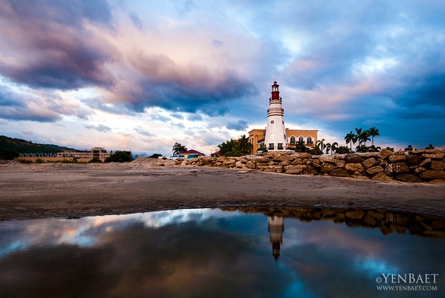 Capones Lighthouse - Zambales
