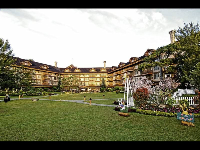 The Manor Hotel